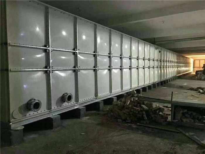 900立玻璃钢水箱