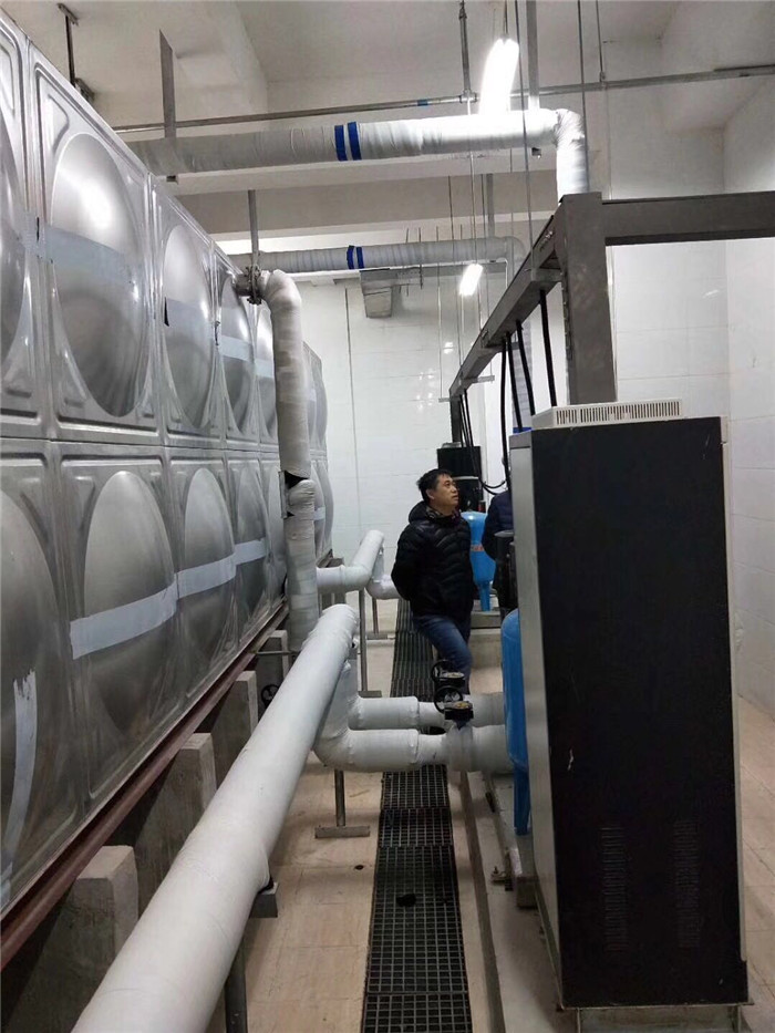 60立不锈钢水箱