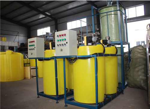 全自动加药装置