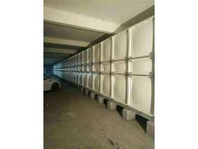 900立玻璃钢水箱安装